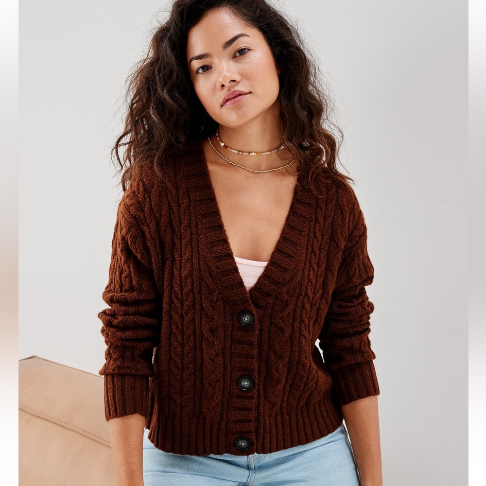 American Eagle Brown Cable Knit V-Neck Cardigan Sweater NWOT